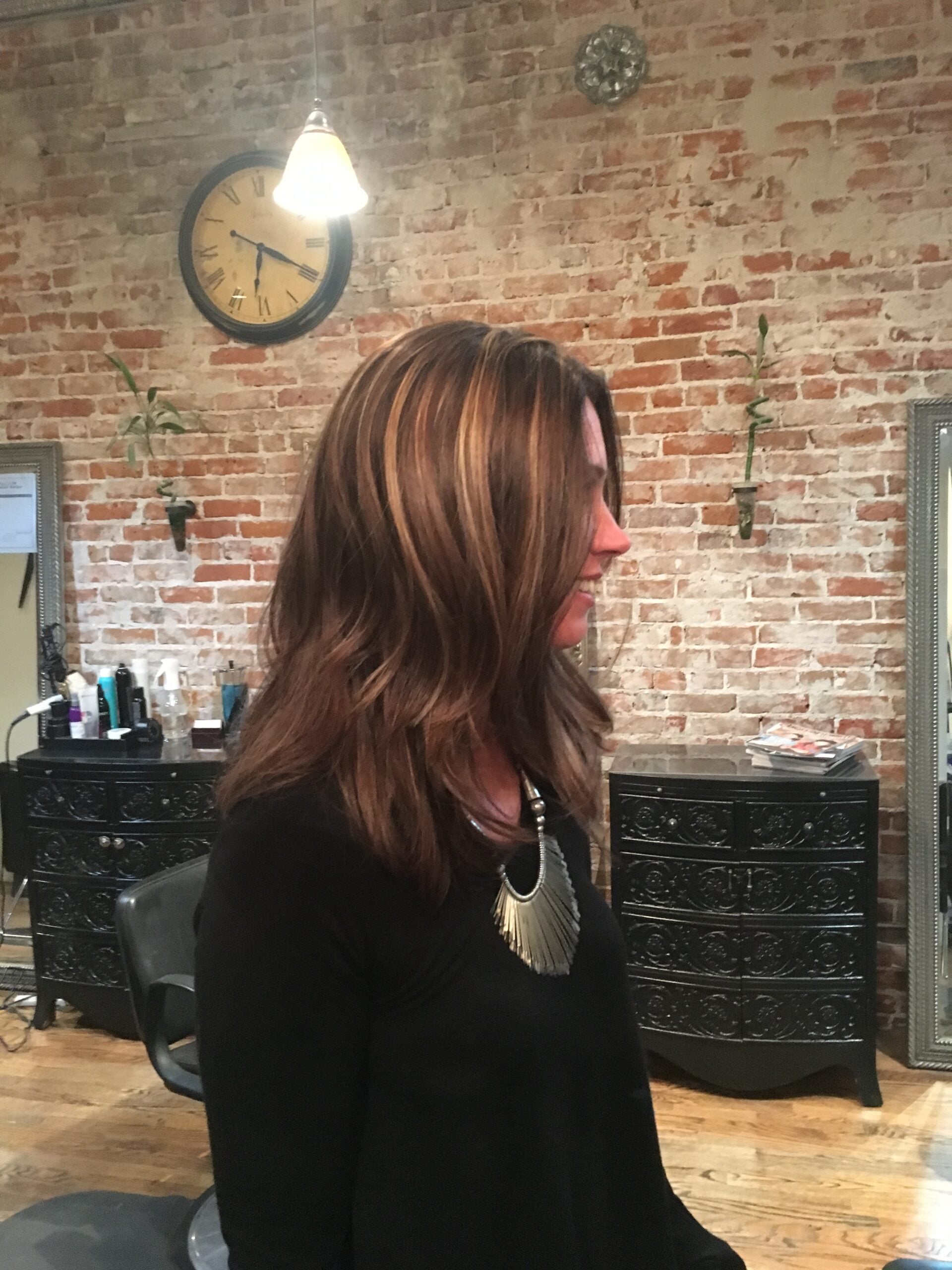 Salon gallery image 2